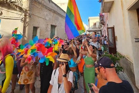 Gay Siracusa